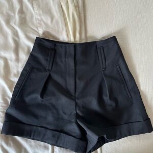Sézane Rome Elegant Black Women's Shorts